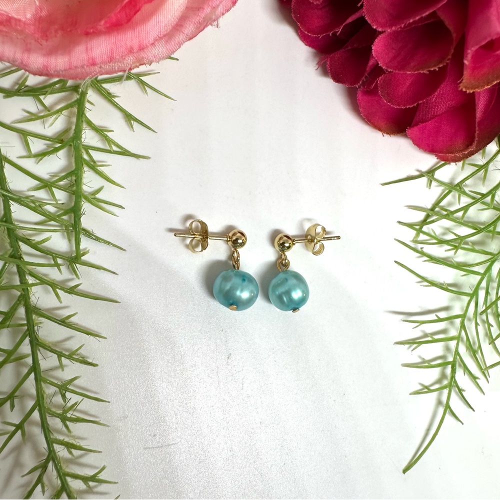 NEW⚜️Freshwater Teal Pearl Drop Earrings - Picture 4 of 5